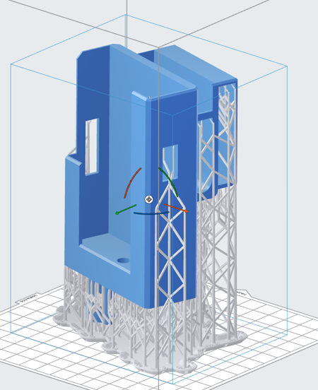 Obrázek 9 – 3D model držáku s vygenerovanými podporami v SW tiskárny.png (156 KB)