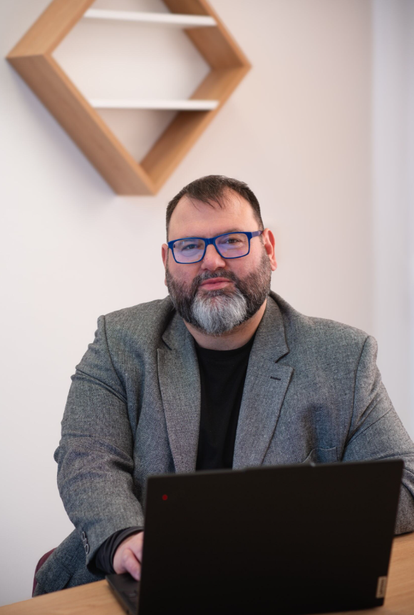 Ing. Lešetický.png (496 KB)