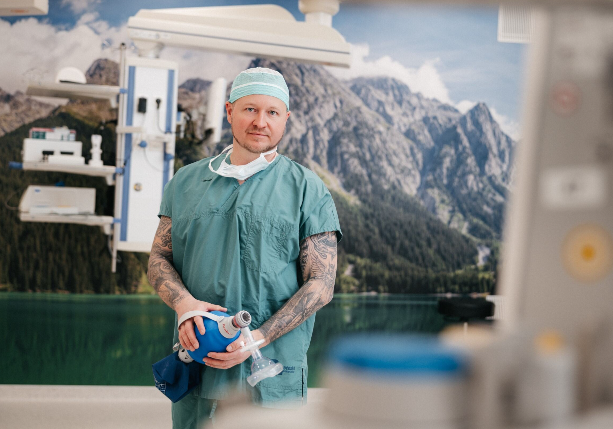 MUDr. Bohatý 2.png (1.52 MB)